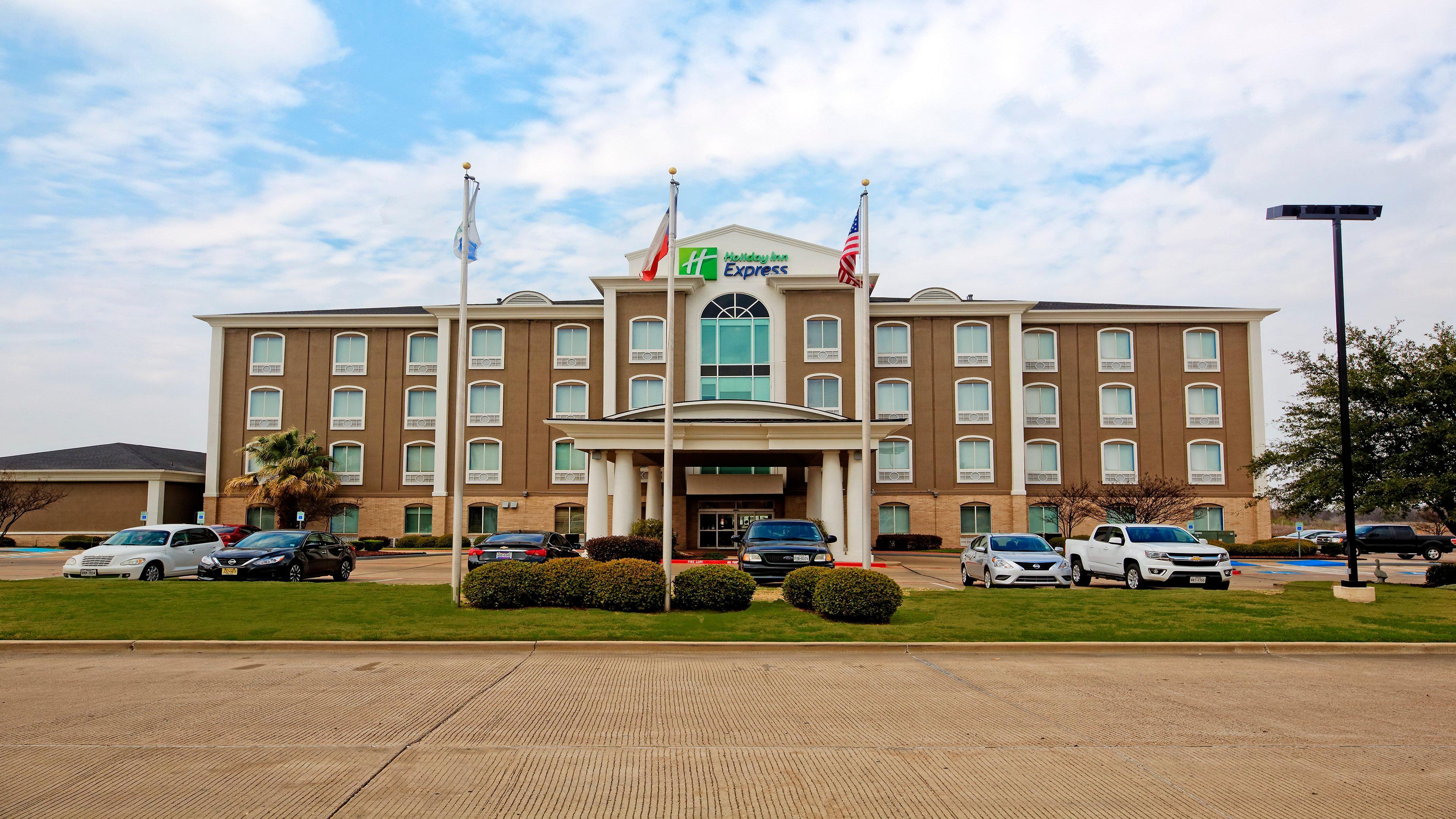 Holiday Inn Express Hotel And Suites Corsicana I-45 By Ihg מראה חיצוני תמונה